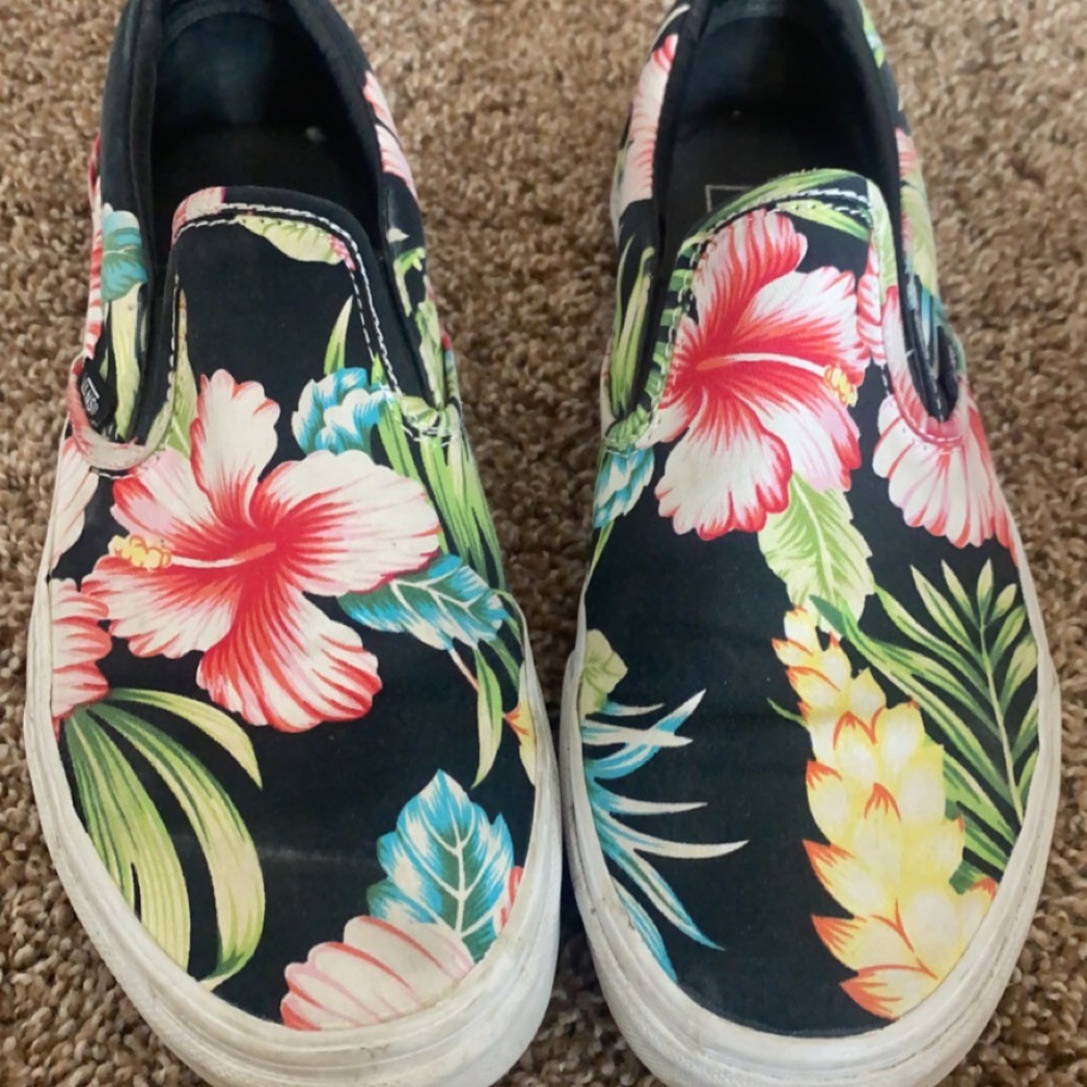 Hawaiian print Vans
